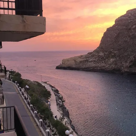 Seafront Apartment With Amazing Sunset View Xlendi Exterior photo