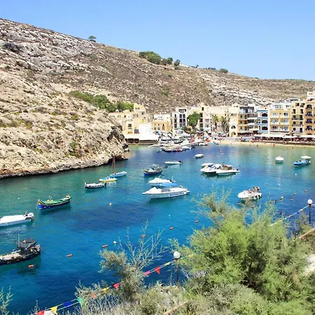 Seafront Apartment With Amazing Sunset View Xlendi Exterior photo
